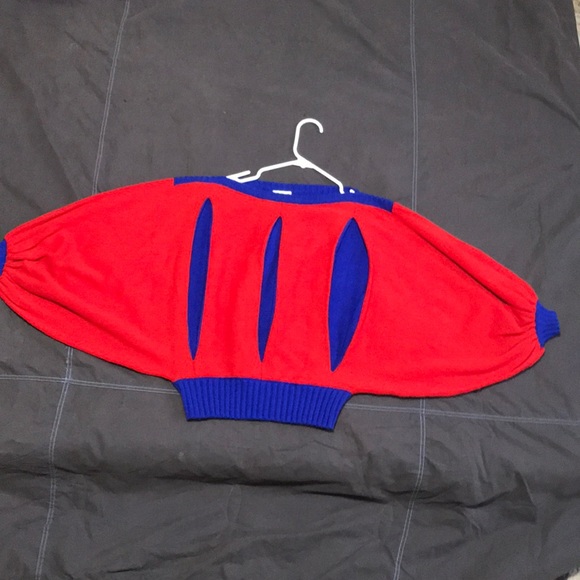 Vintage Sweater Excellent Condition - Picture 2 of 3